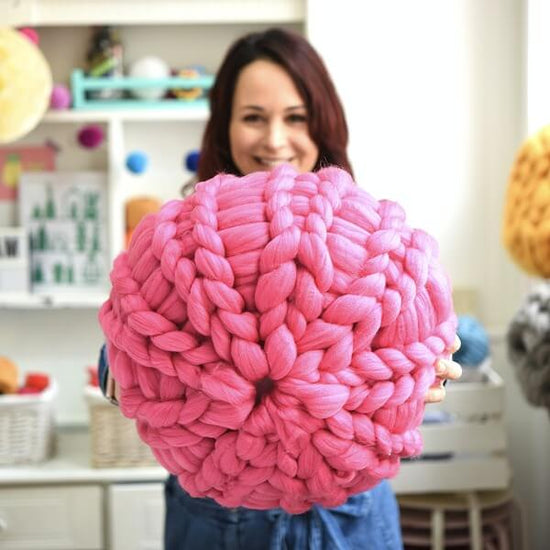 Arm Knitting Christmas Workshops Crafty Christmas London ARM KNIT A CUSHION COVER