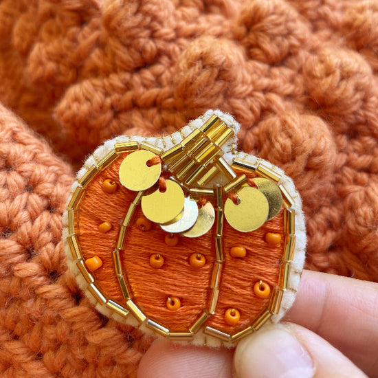 Create a stunning embroidery patch for Halloween - do something unique this Halloween Spooky Craft Activity