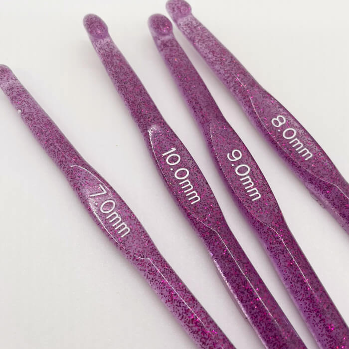 Learn how to use Resin and Make your own set of Crochet Hooks Tea