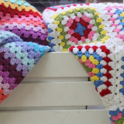 Beginners Crochet - Learn to Crochet Granny Squares