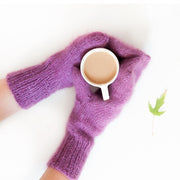 Seamless Knitted Mittens